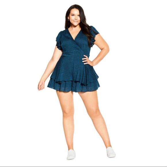 City Chic Plus Size First Date Playsuit Short Ruffle Sleeves V-Neckline XXS/12 - Picture 1 of 9